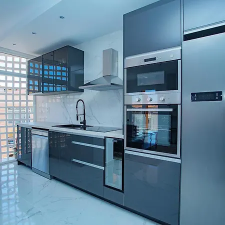 029 Lux Penthouse - Alicante 아파트 *